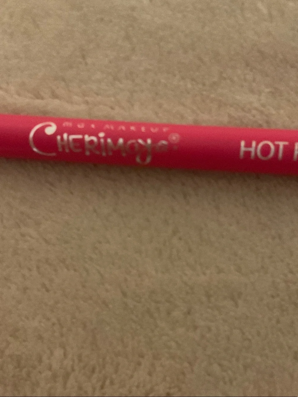Bright Pink Lip Liner Pencil - Defining Pink Shade